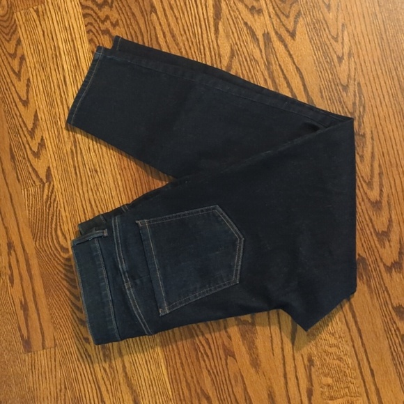 WHBM Jeans Dark Denim straight Slim Leg Crop Comfy EUC W31 L25 - Picture 5 of 8